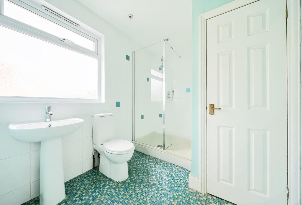 1304516-2-6846f8b...