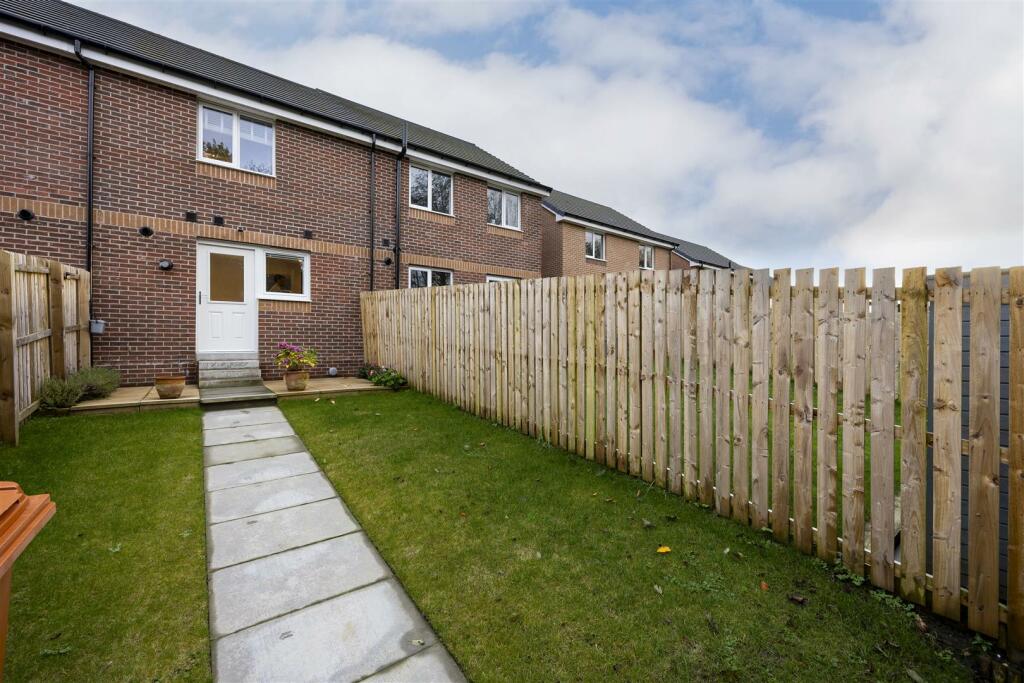 41_GRESHAM_DRIVE_KIRKINTILLOCH_002.JPG