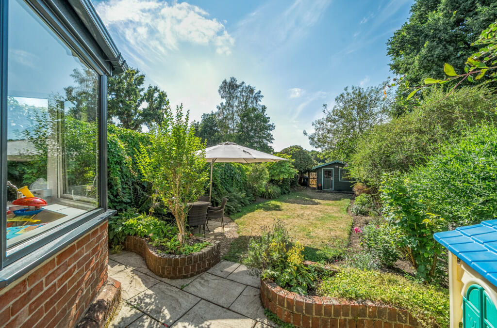 1326668-5-687a6ee...