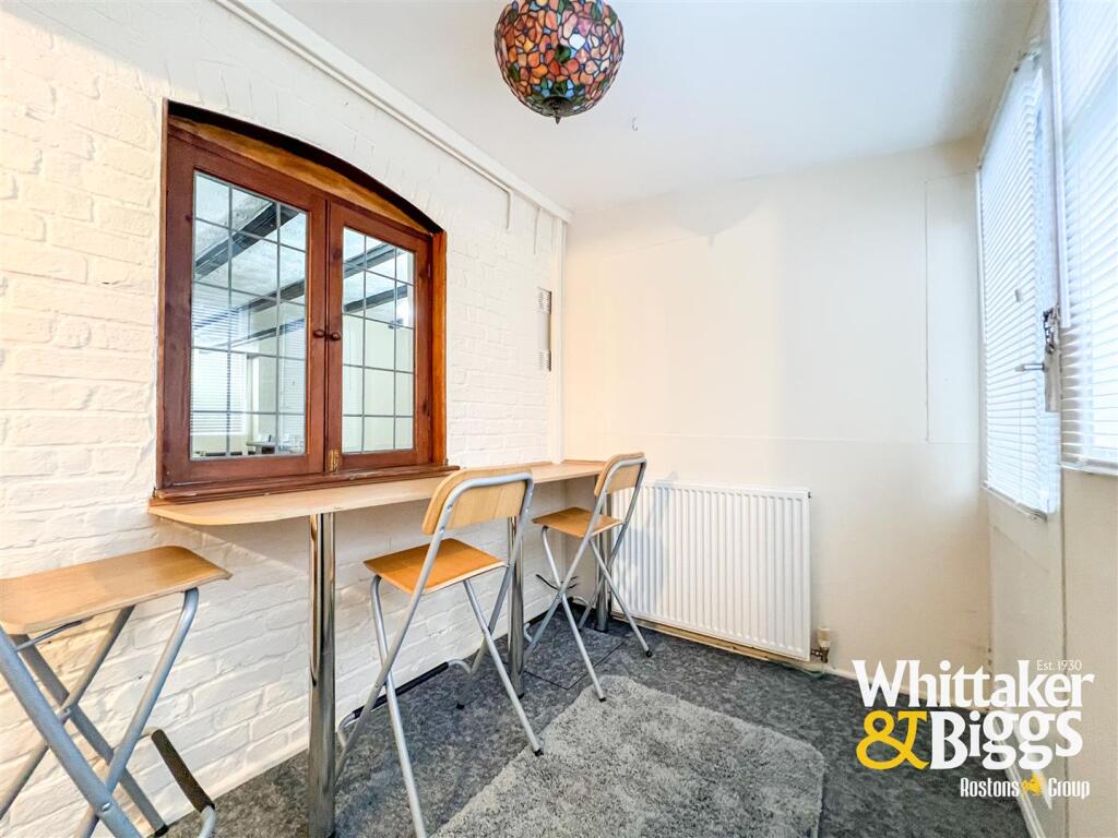 Breakfast Room / Utility