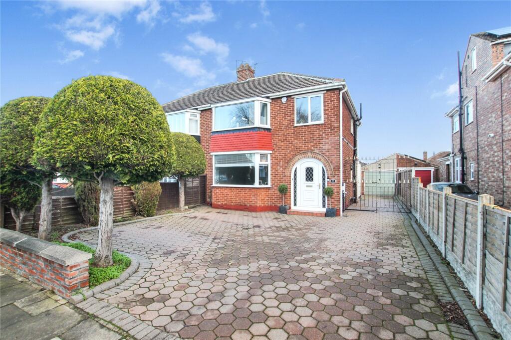 The Oval, Brookfield