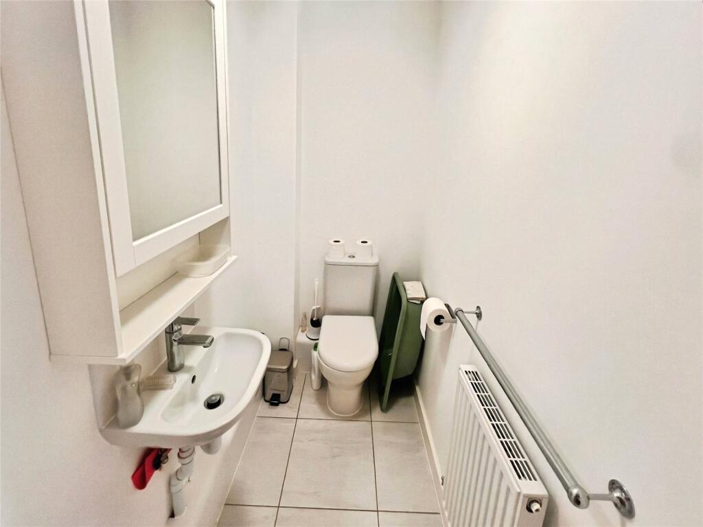 Cloakroom WC