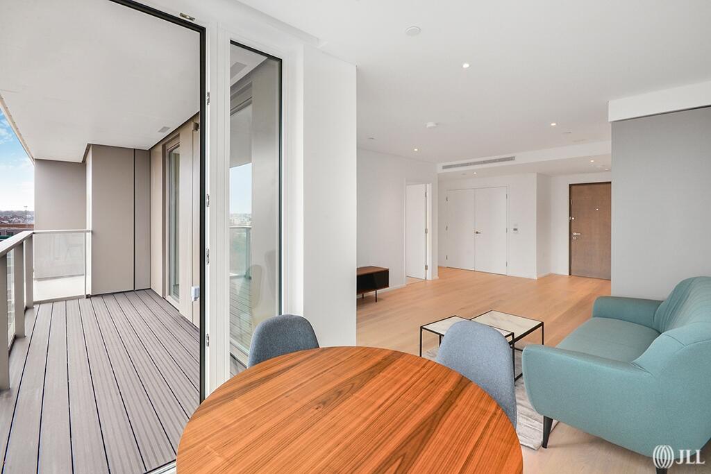 Reception-Balcony