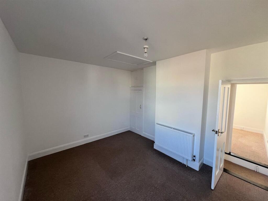 Bedroom2.1.jpg