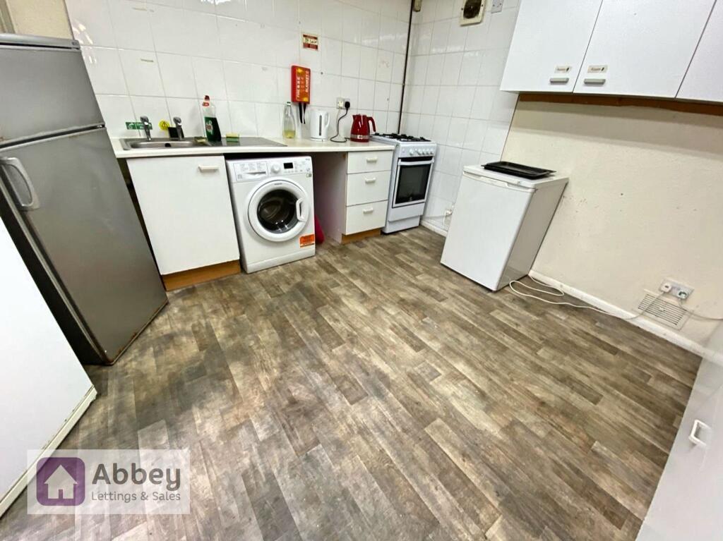 Communal Kitchen