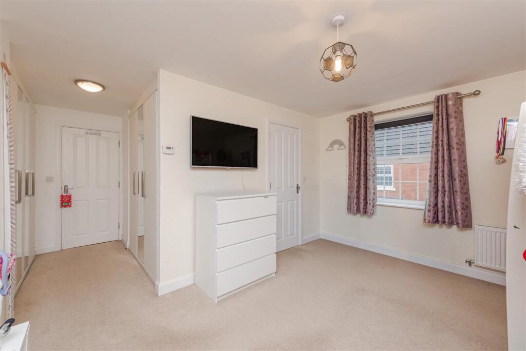 2 Clarence Place, Ashby