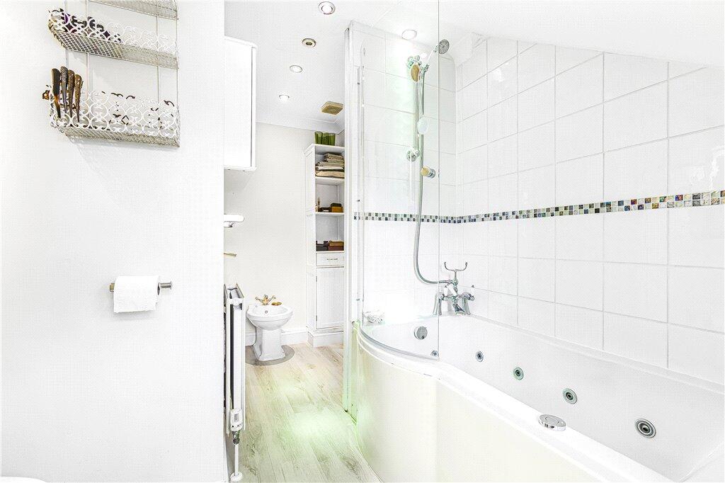 En-Suite One