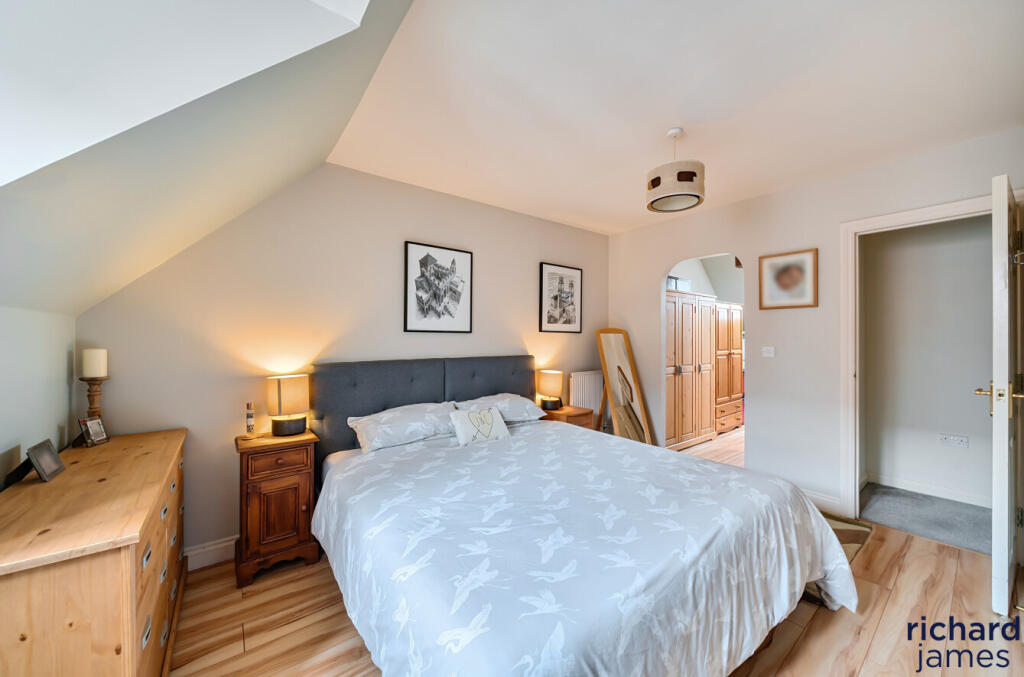 8212039e11d140b98b6a4f7bf457117c