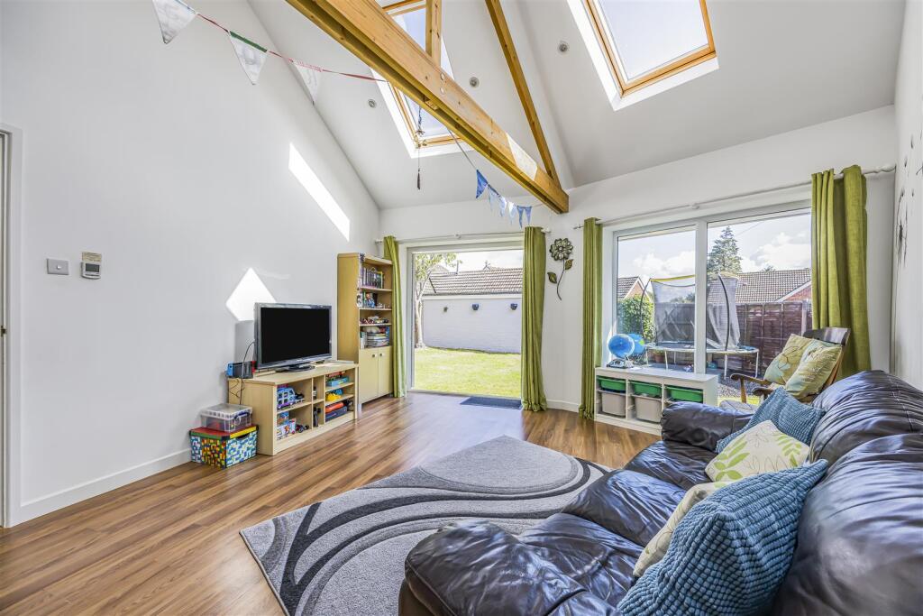 90 Horndean Road, Emsworth-PorticoMarketing-Nexa-2