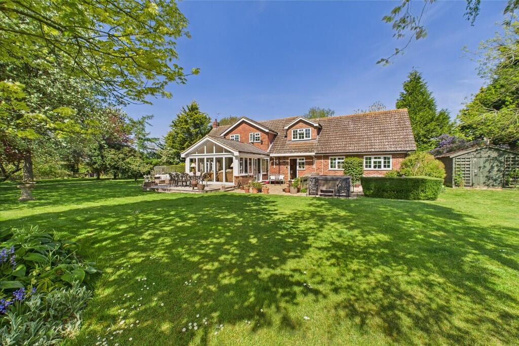 CAM01689G0-PR0465...