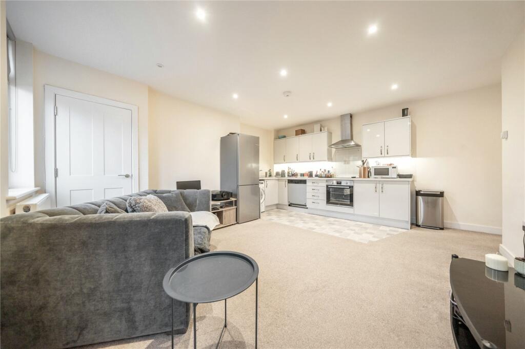 Kitchen/Sitting Room