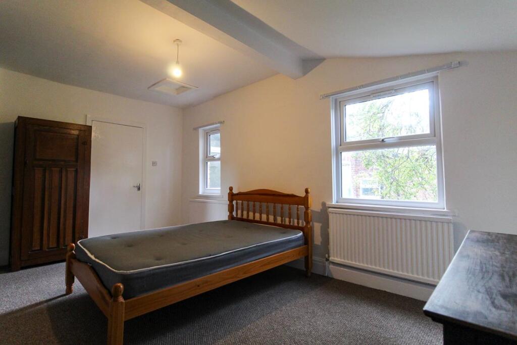 Bedroom (2)