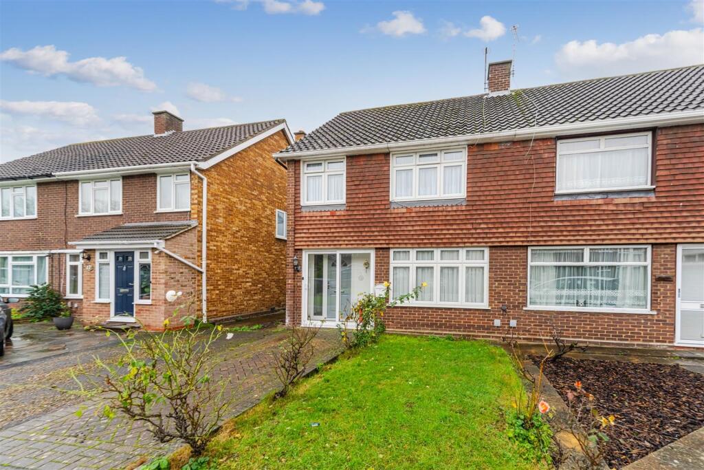 14 Lynton Close, Isleworth TW7 7ET-3.JPG