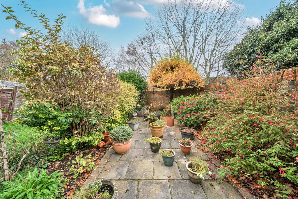 1382286-10-691c52...