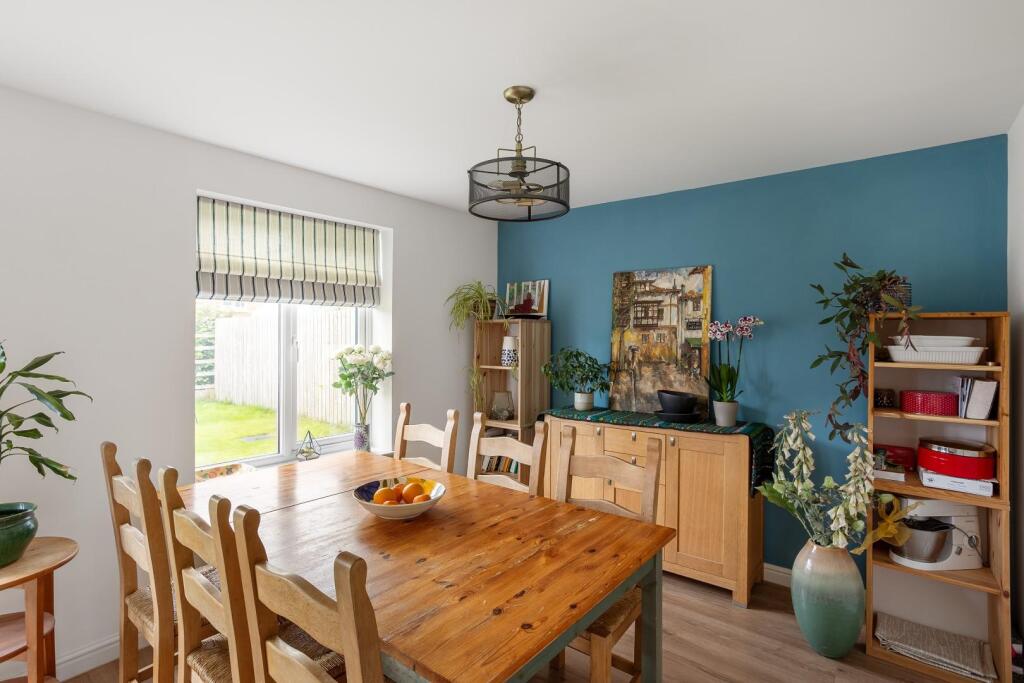 89 Harebell Rd-18.jpg