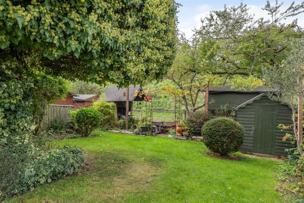 Garden 2.jpg