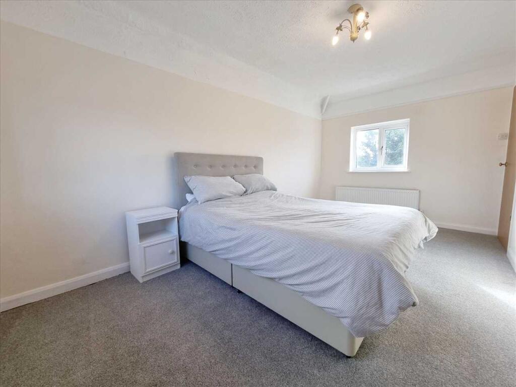 Bedroom 1: