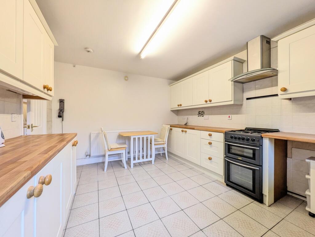 PXL_20241220_103623231.MP~2