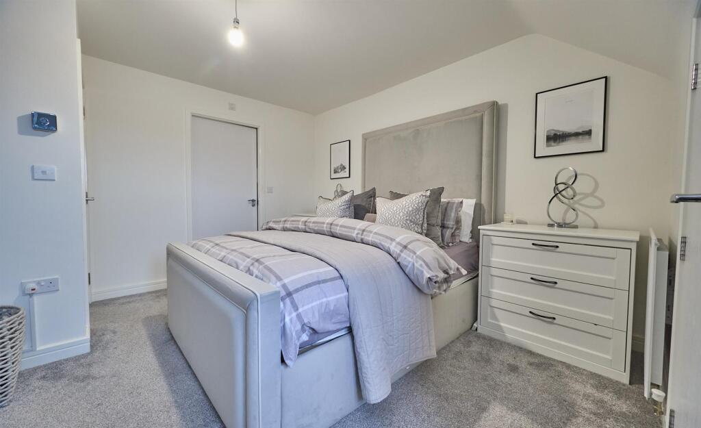 Notleyfield Close 12.jpg