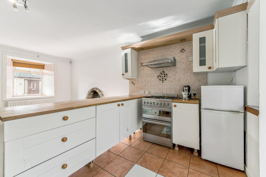 Kitchen/ Dining Room/ Lounge