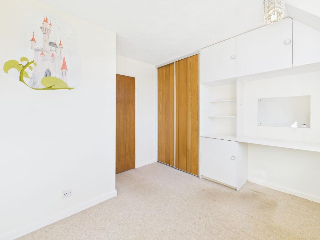 Bedroom 5