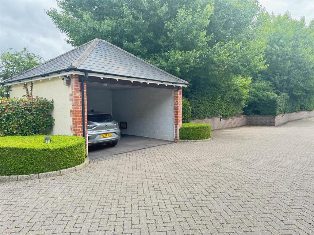 Car Port at front