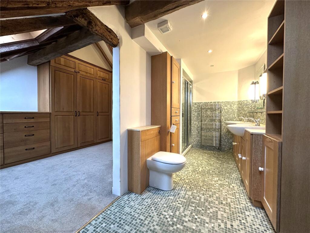 En Suite Shower Room