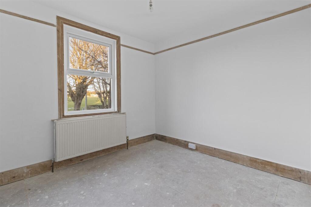 FFF bedroom.jpg