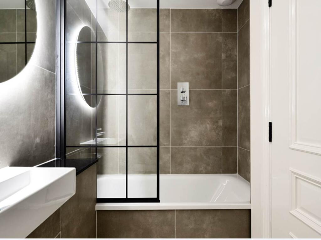 bathroom 3 flat 3