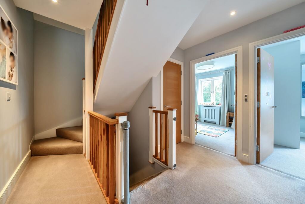 1297268-13-683855...