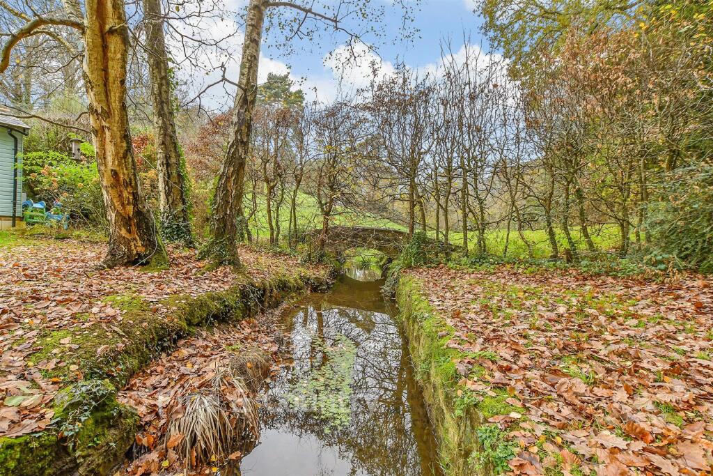 External Lifestyle Photograph