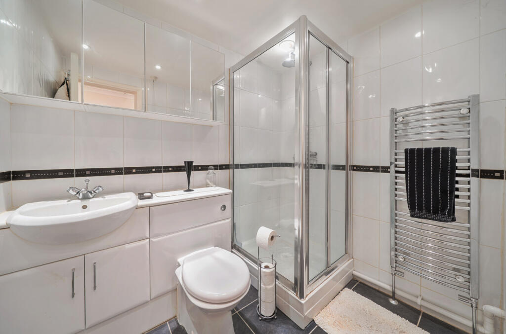 1316326-9-685c0c0...