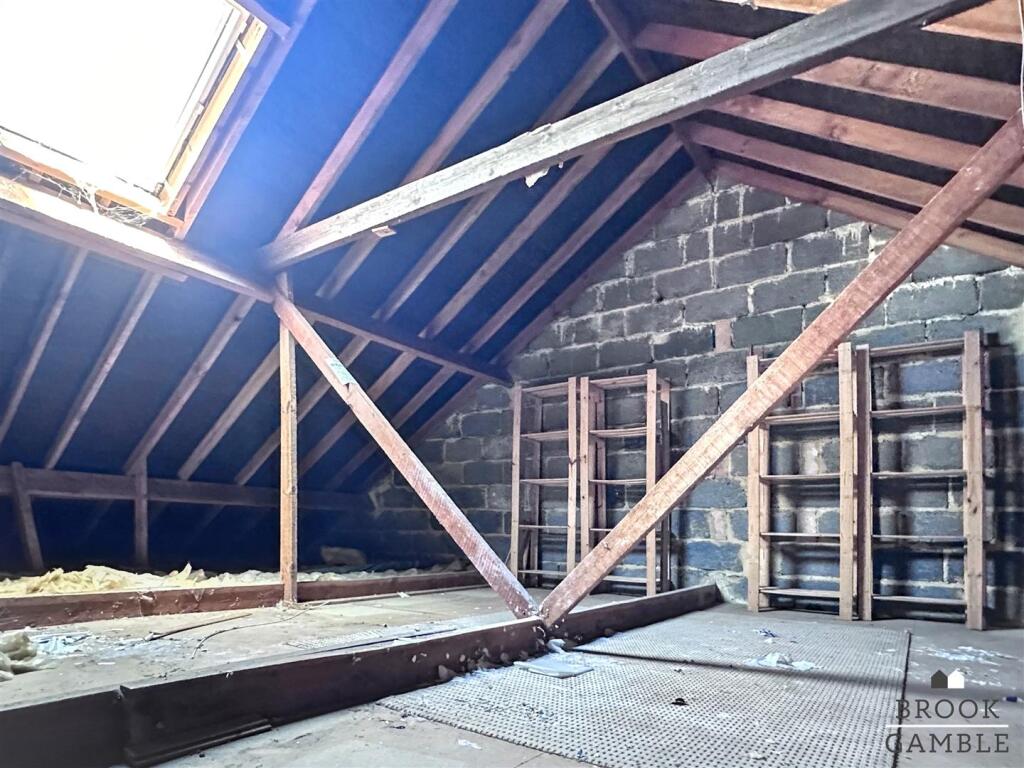 01323 438506