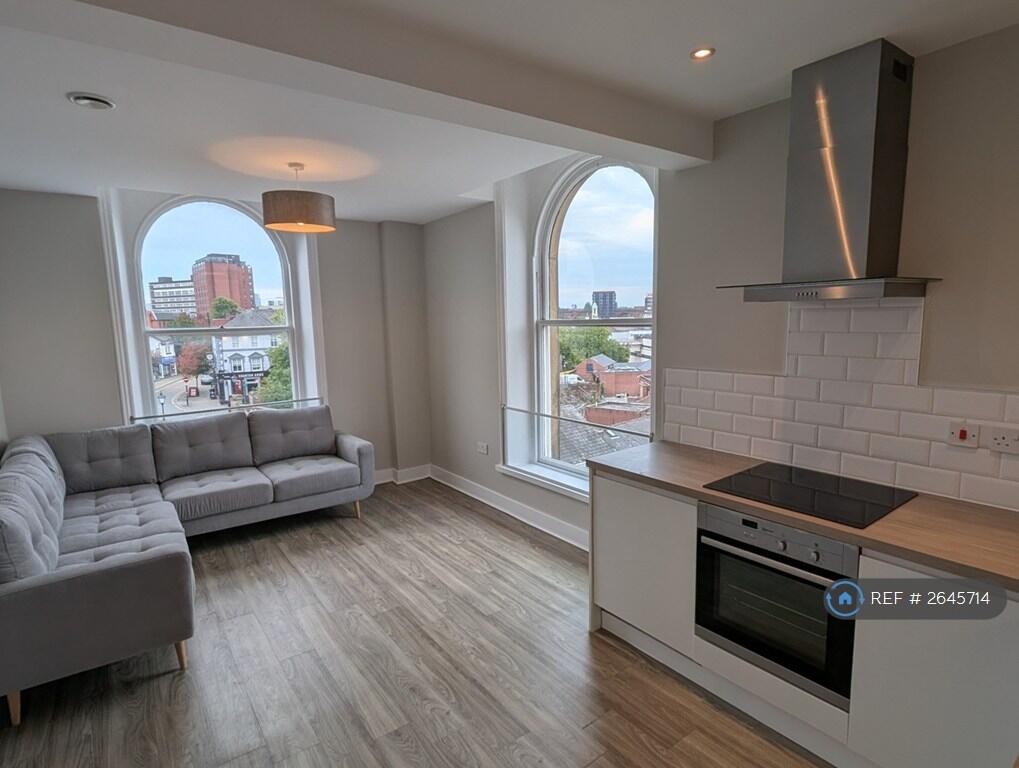 Living Area &amp; Kitchen
