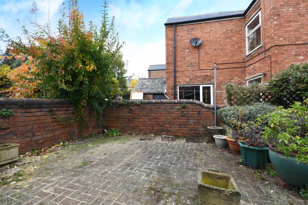24 Holme Road-37.jpg