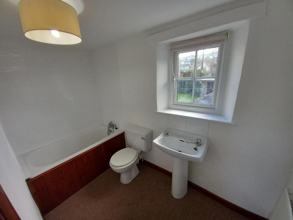 3 Torr Cotts FF bath.jpg