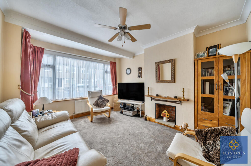 Wilton Drive, Collier Row, RM5