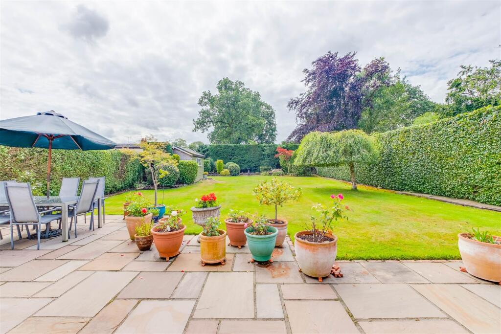 Constables 74 Hooton Road-2-33.jpg