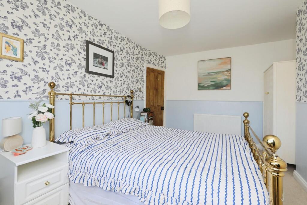 BEDROOM NO.1
