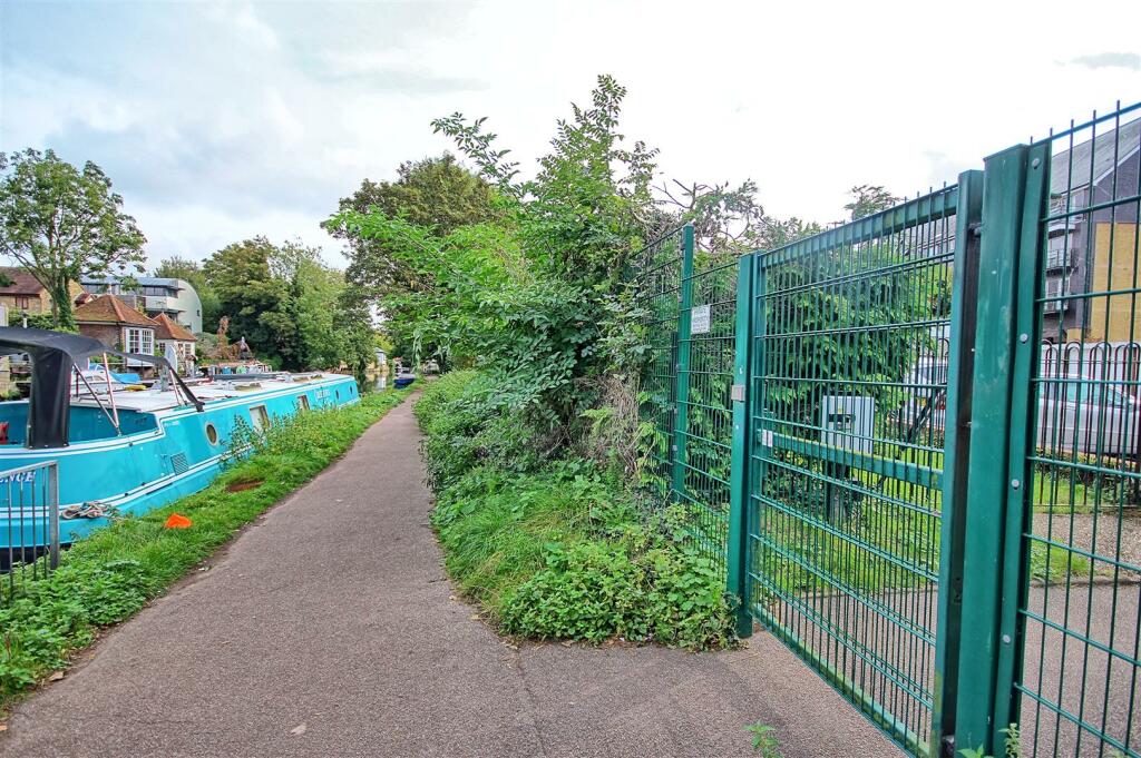 GATED ENTRANCE