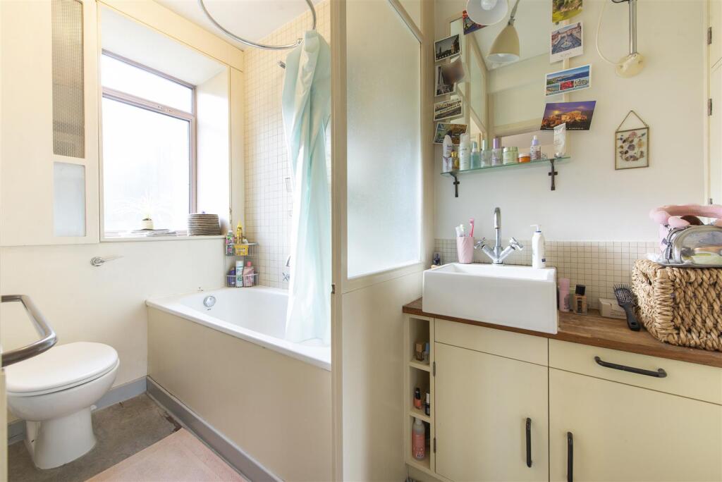 51898 Hi res (6).jpg