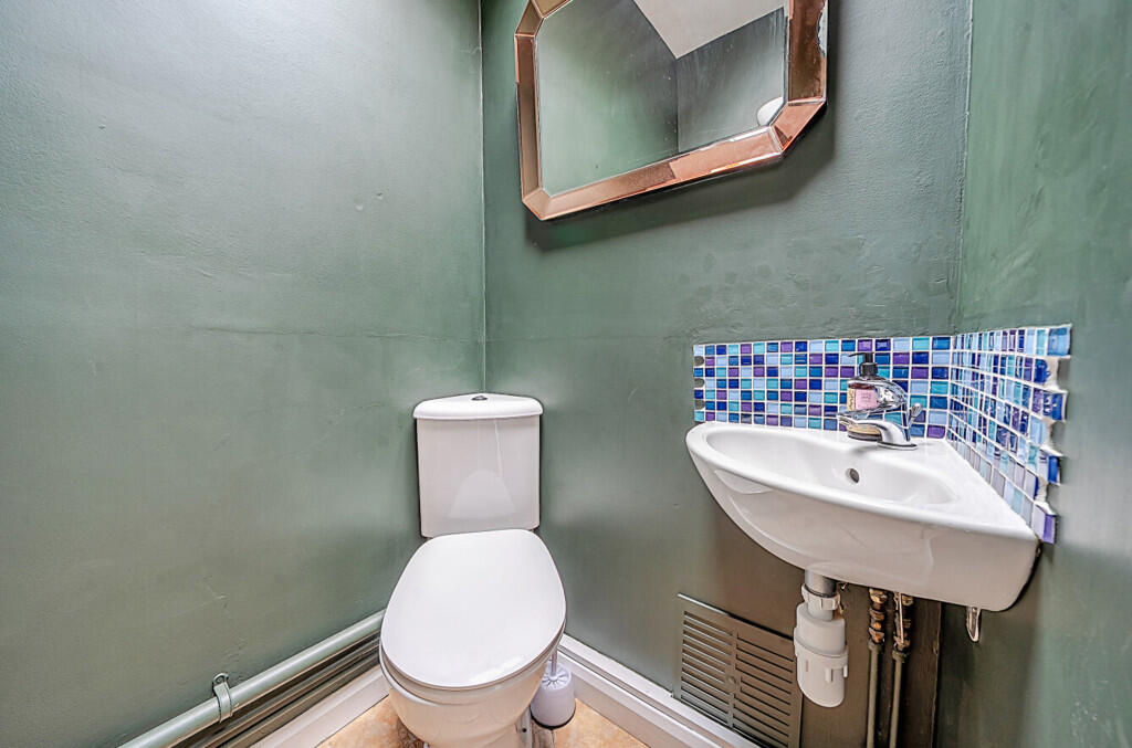 Groundfloor Bathroom