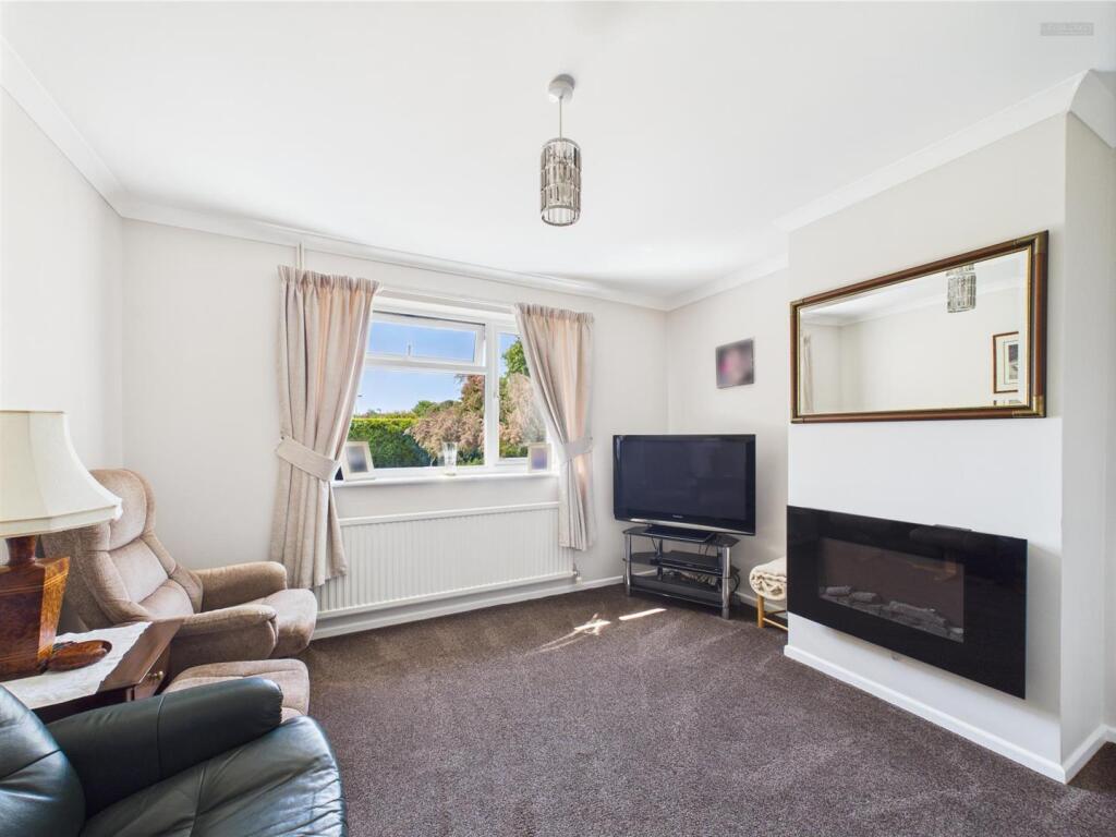 Sitting Room/Bedroom Four