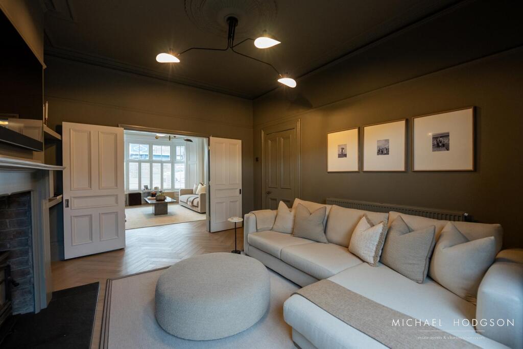 80 Ewesley Road-12.jpg