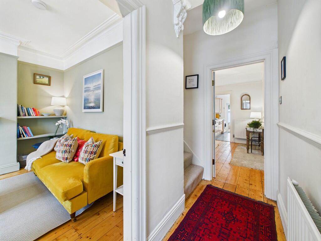 CAM02089G0-PR0495...