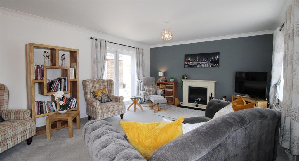 Living / Dining Room