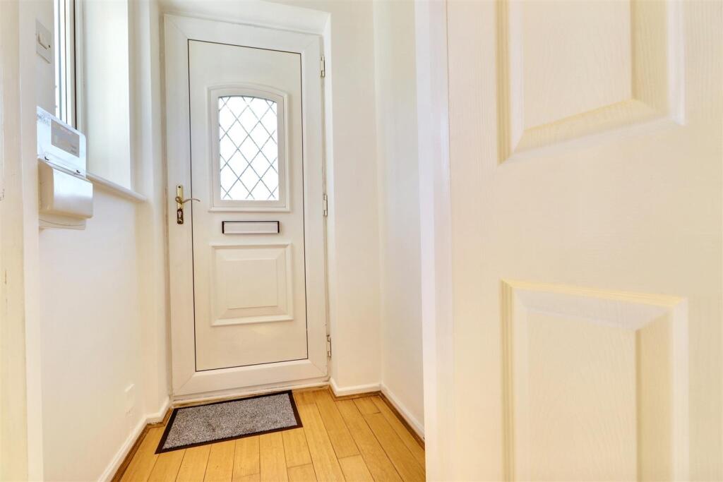 ENT HALL.jpg