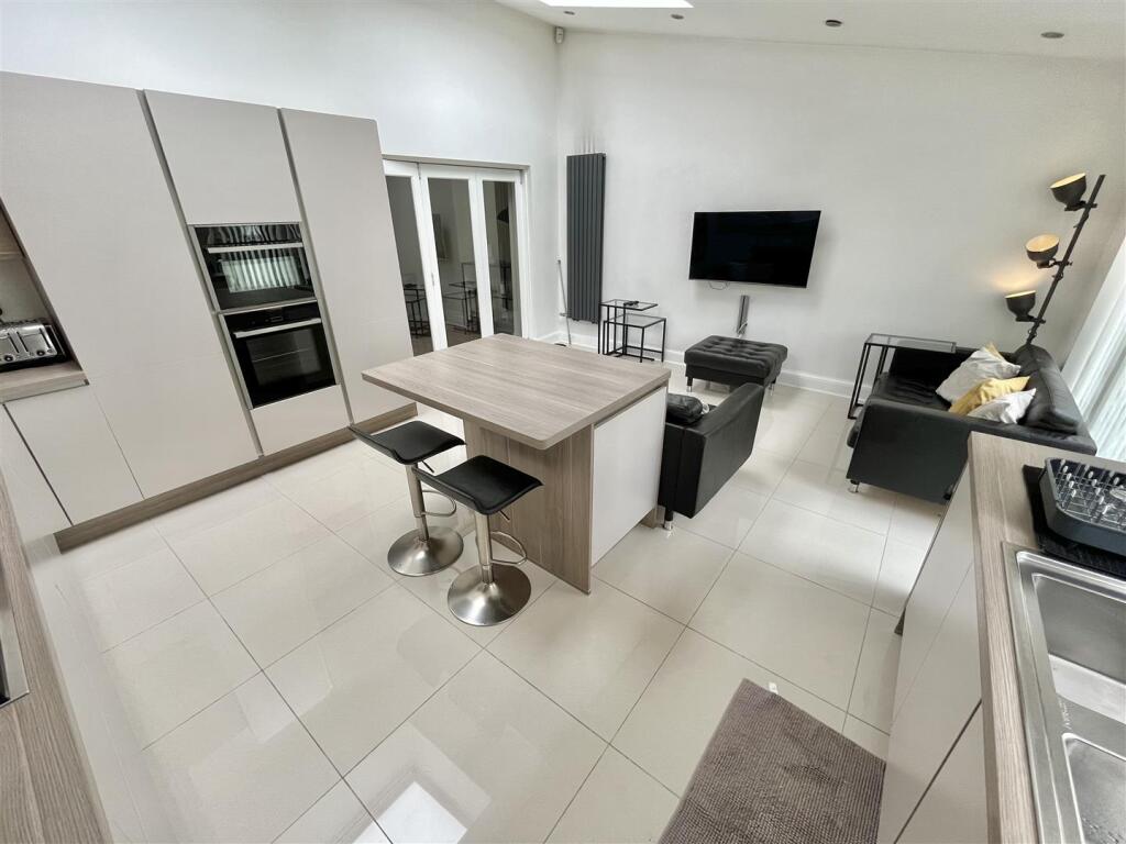 Open Plan Living Dining Kitchen Aspect 3
