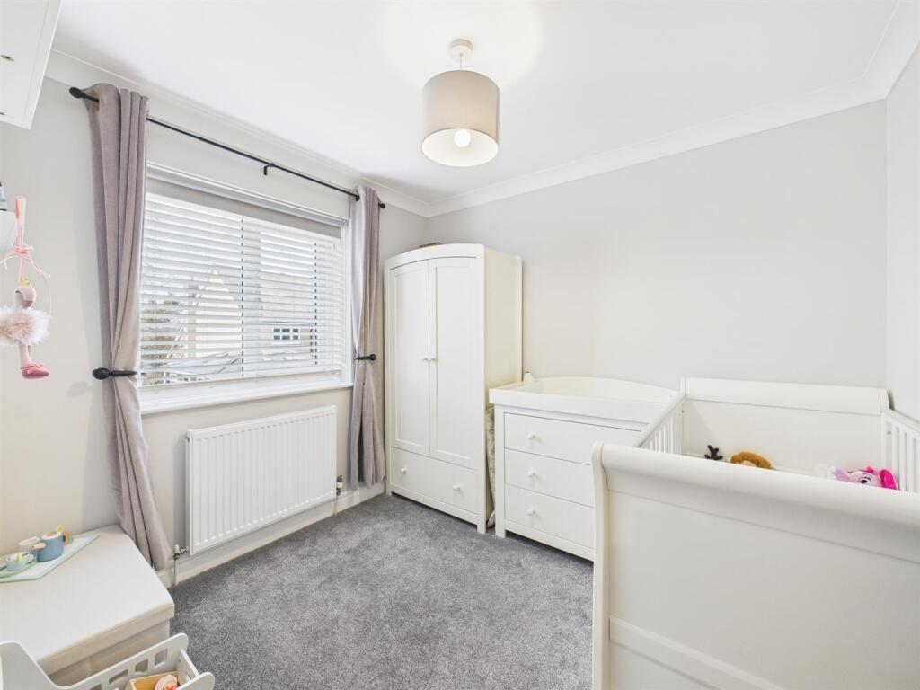 Bedroom: