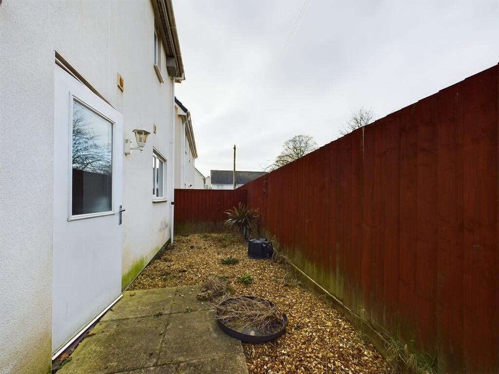 CAM03974G0-PR0089...